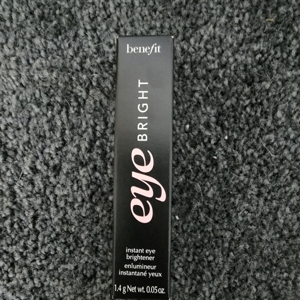 NWT benefit eye BRIGHT